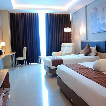 Pasar Baru Square Hotel Bandung Exterior photo