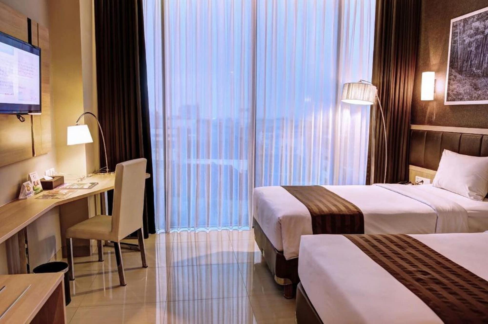 Pasar Baru Square Hotel Bandung Exterior photo