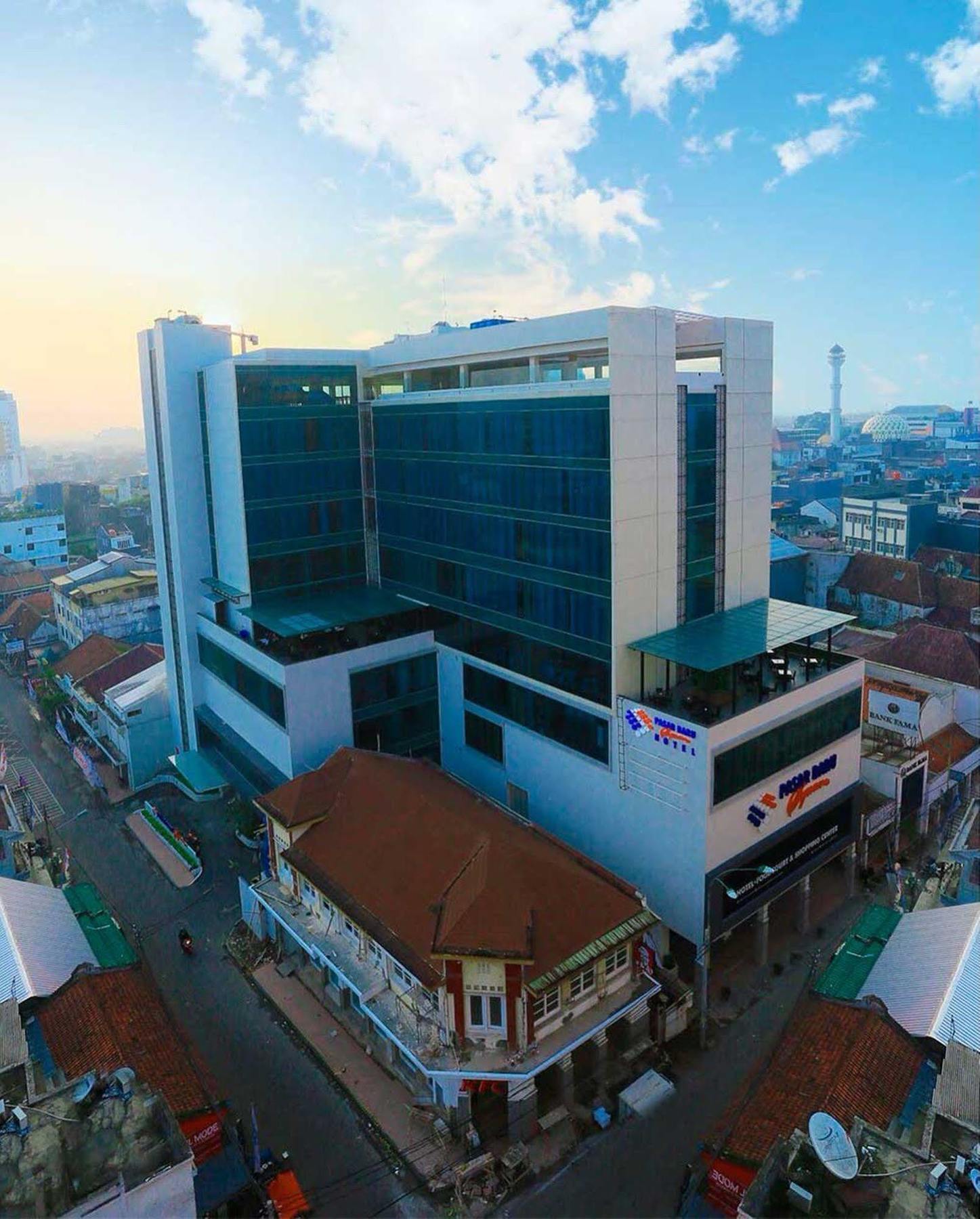 Pasar Baru Square Hotel Bandung Exterior photo